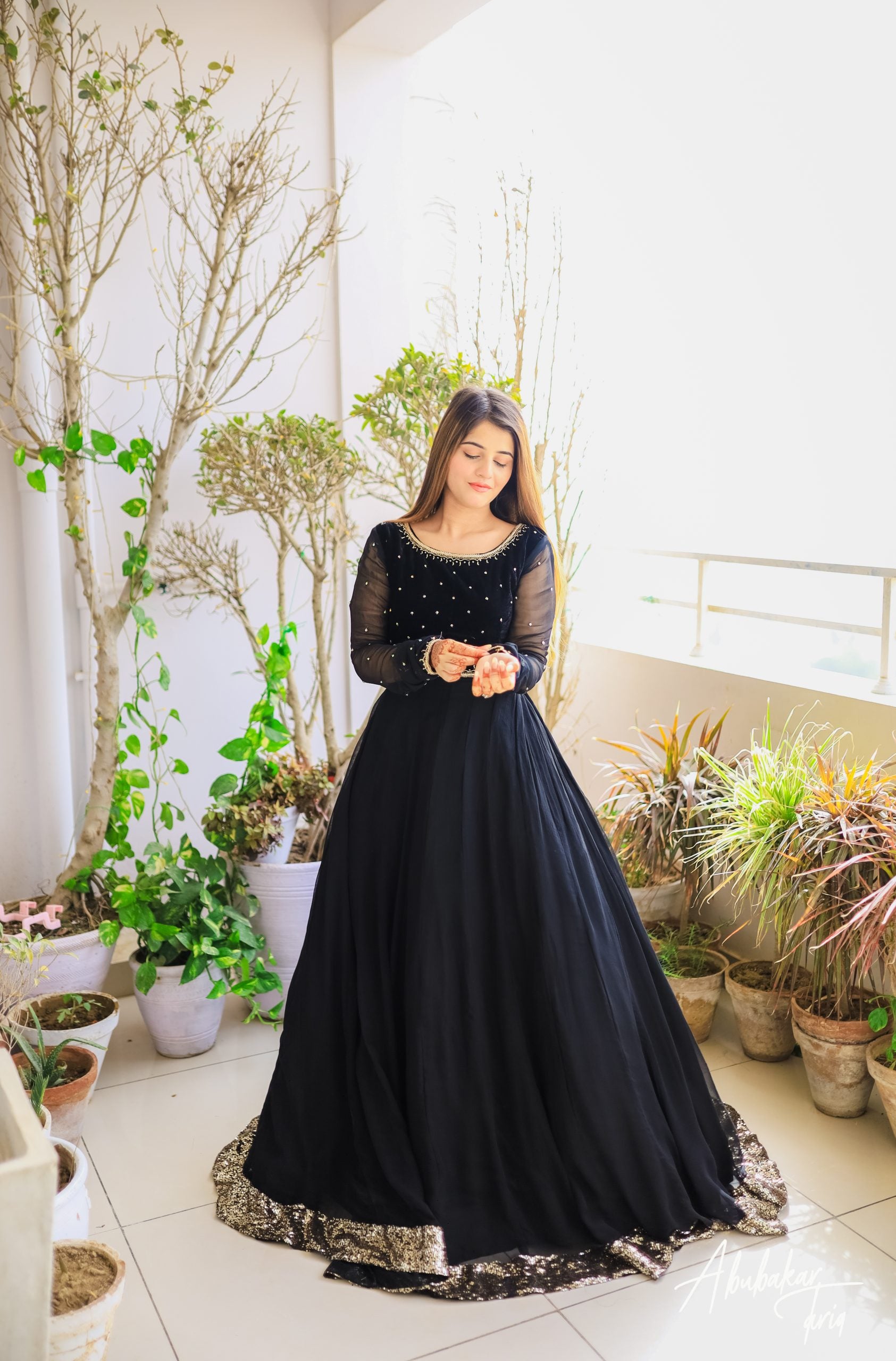 Hand Embellished Maxi Black - Color